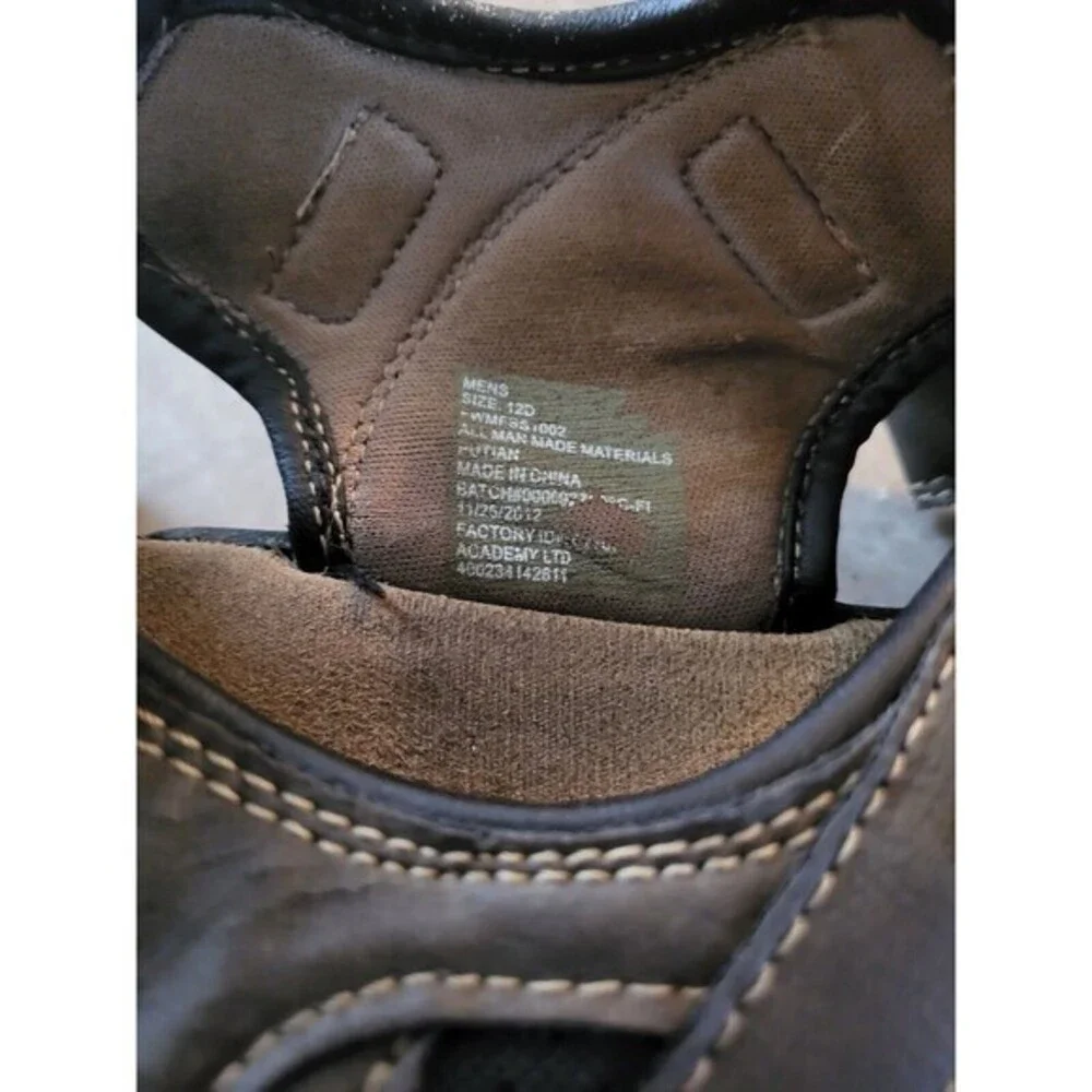 Magellan Outdoors Sandals Mens 12D Strap‎ Heal Adjustable Great Tread Clean